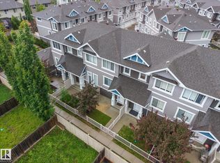 1140 Chappelle Blvd SW #32, Edmonton, AB T6W2Z3