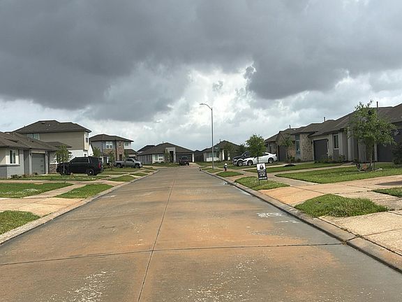 5th image of 8030 Milam Ln