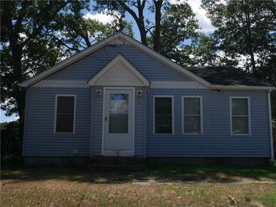 236 Gordon Ave, Warwick, RI, 02889