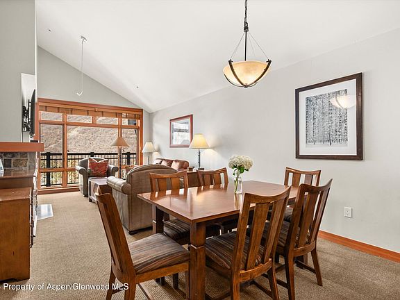 5th image of 110 Carriage Way #3407