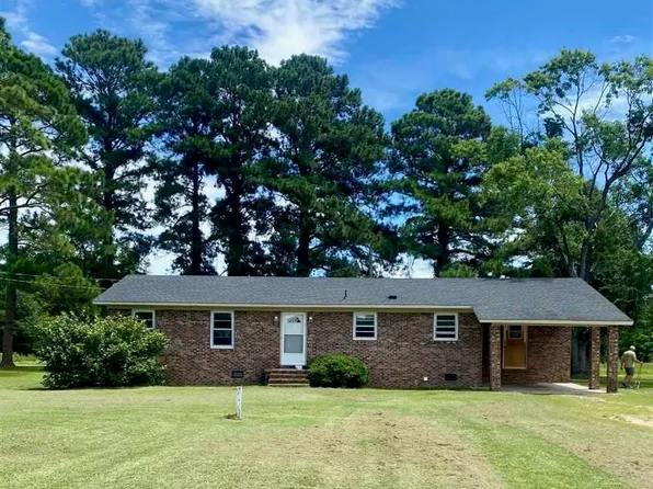 906 Salem Rd, Bennettsville, SC 29512