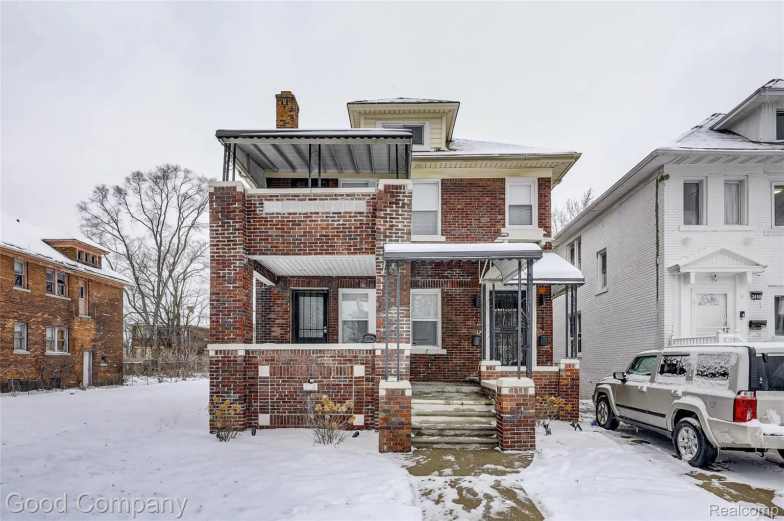 2494 Hazelwood St photo 1
