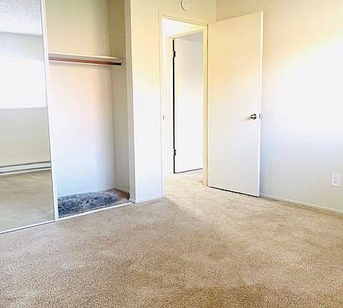 2x1 Bedroom Closet