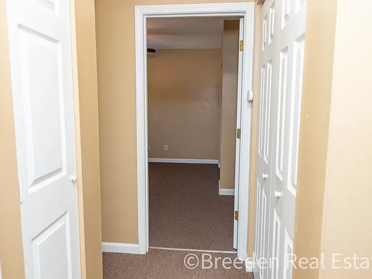 239 Maple St #301-A — Photo 10