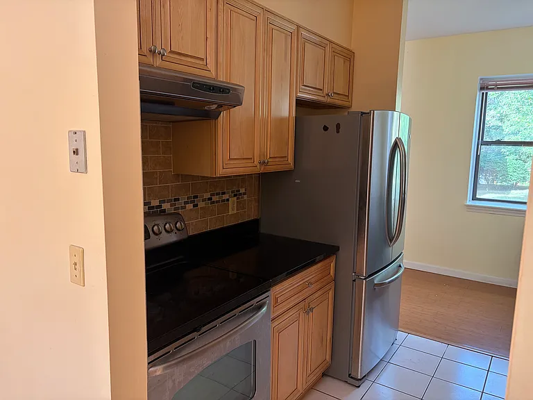 314 Bedford St #106 — Photo 5