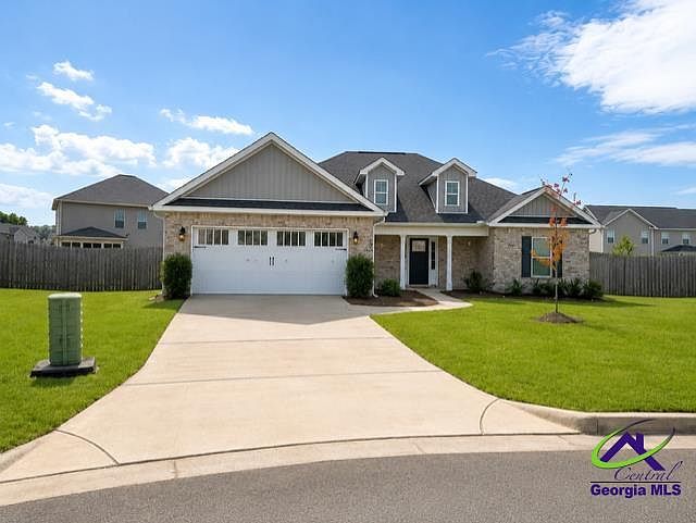 1st image of 602 Broderick Cir