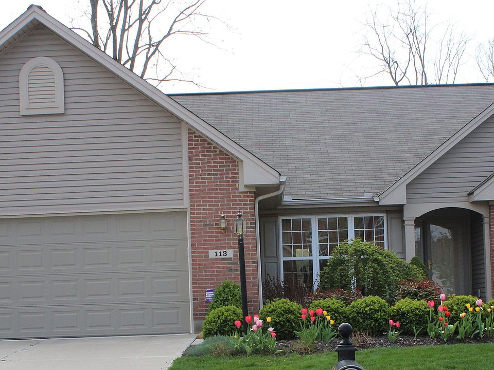 Beautiful 3 bedroom, 2 bath ranch with volume ceilings, open floor plan