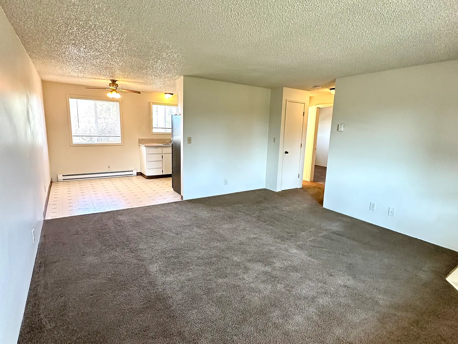 2 bed, 780 sqft, $1,450 — Photo 2