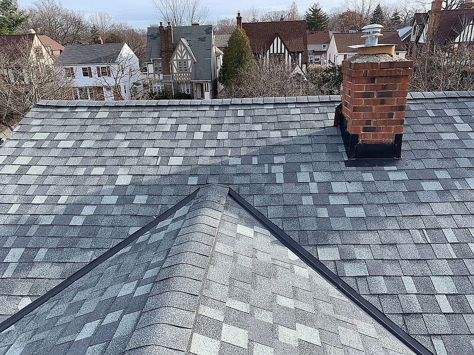 New 2018 IKO Dynasty roof.