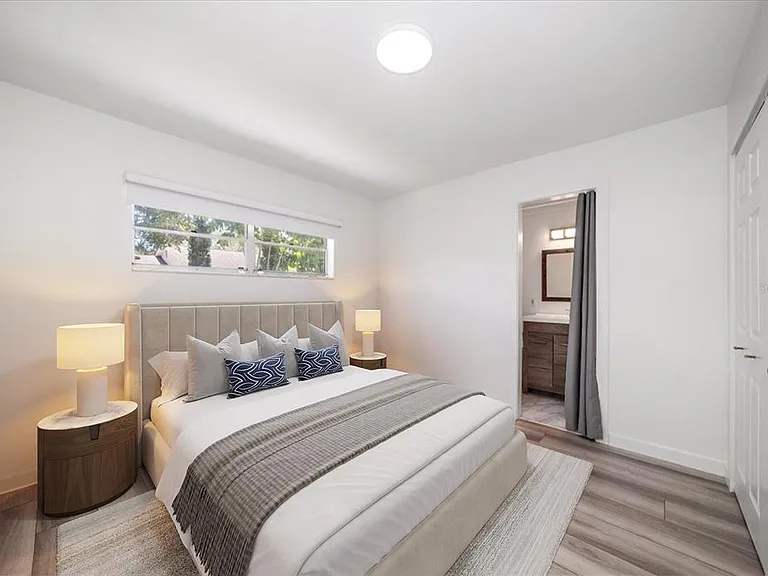 3920 W Barcelona St — Photo 9