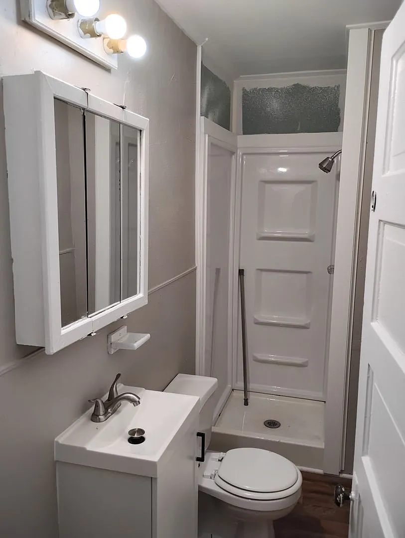 717 Cincinnati — Photo 1