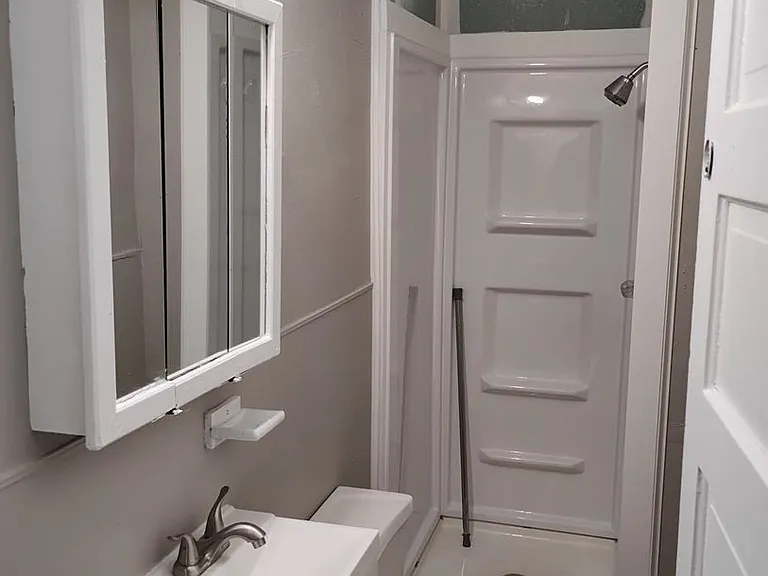 717 Cincinnati St — Photo 1
