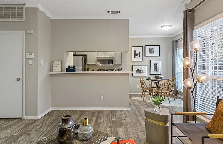 Huntington Meadows — Photo 10