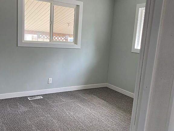 4th image of 203 E Browning Ave