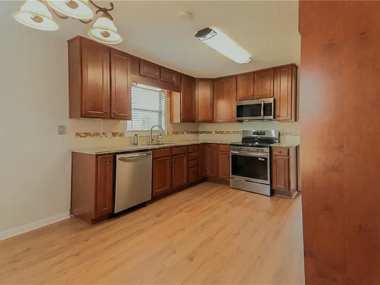 516 Faith St — Photo 11