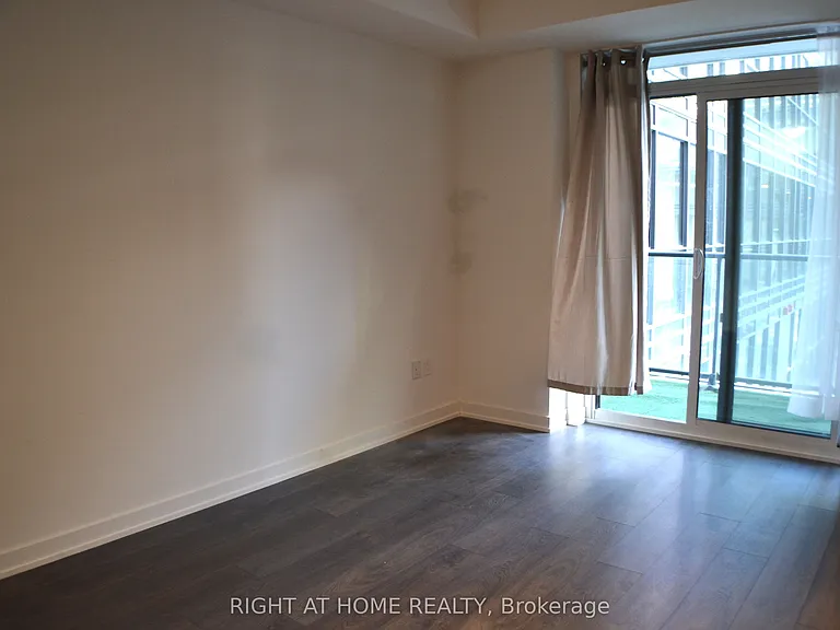38 Iannuzzi St #511 — Photo 9