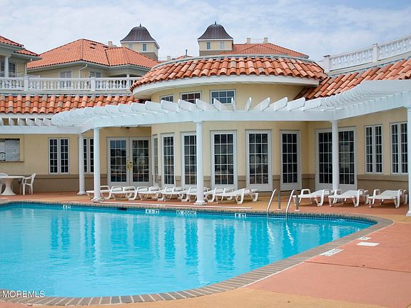 5th image of 17 Riviera Drive