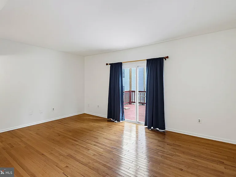 8867 Willowwood Way — Photo 16