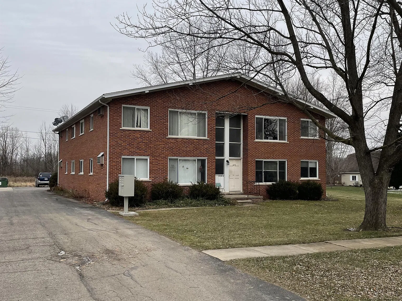 Capac Apartments - 3 — Photo 4