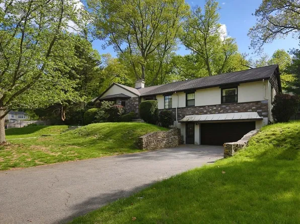 180 Eliot St, Brookline, MA 02467