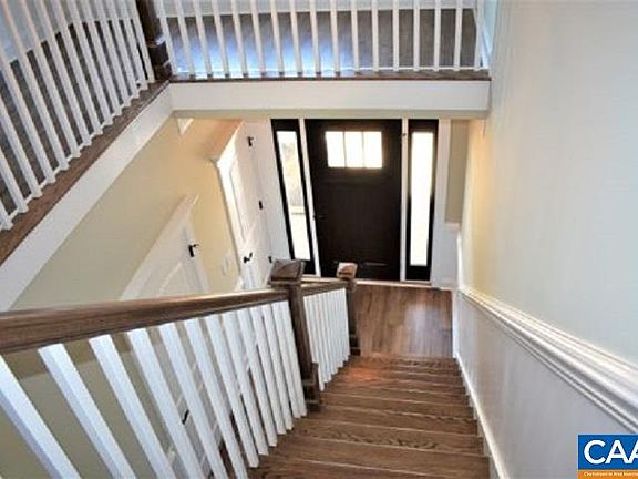 5th image of 31 Forest Glen Ln