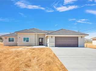 22565 Via Seco St, Apple Valley, CA 92308