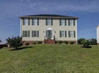 624 Castleridge Rd, Vinton, VA 24179