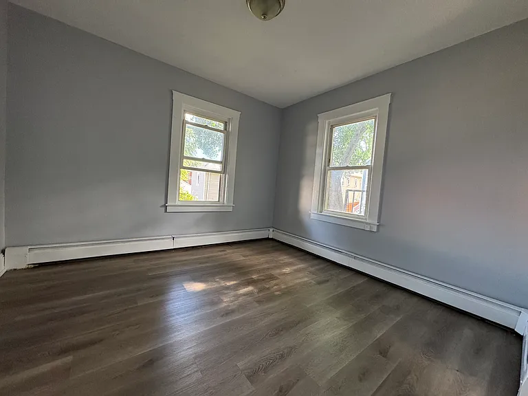 62 Lawlor St #2RB — Photo 3