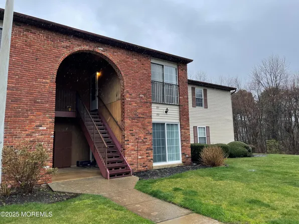 157 Frontier Way, Tinton Falls, NJ 07753