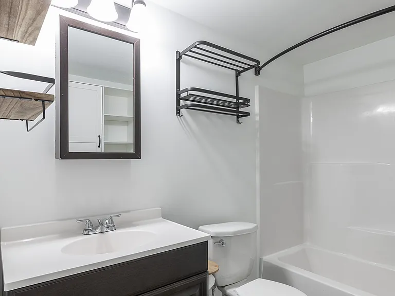 204 Walnut St — Photo 27