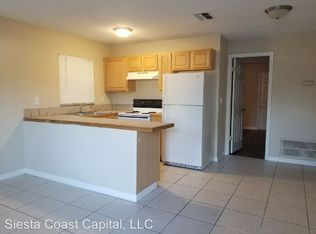 5866 Meadowlane St, New Port Richey, FL 34652