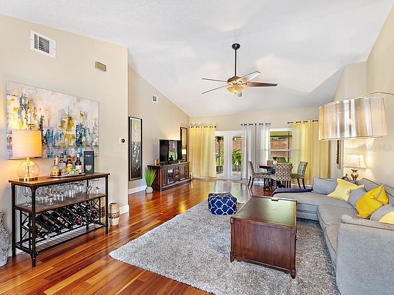 5th image of 9132 Montevello Dr
