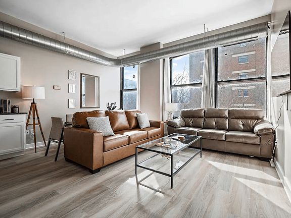 5th image of 1211 W 9th St #103