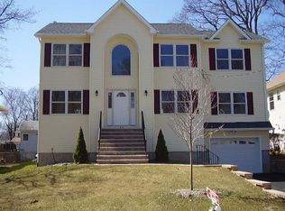 63 Alpine Rd, Parsippany, NJ 07054