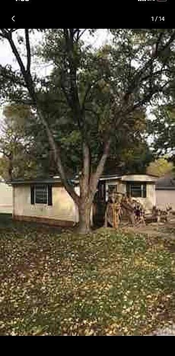 1st image of 2021 S 1st St