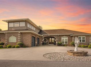 113 Lighthouse Point, Gallatin, MO 64640