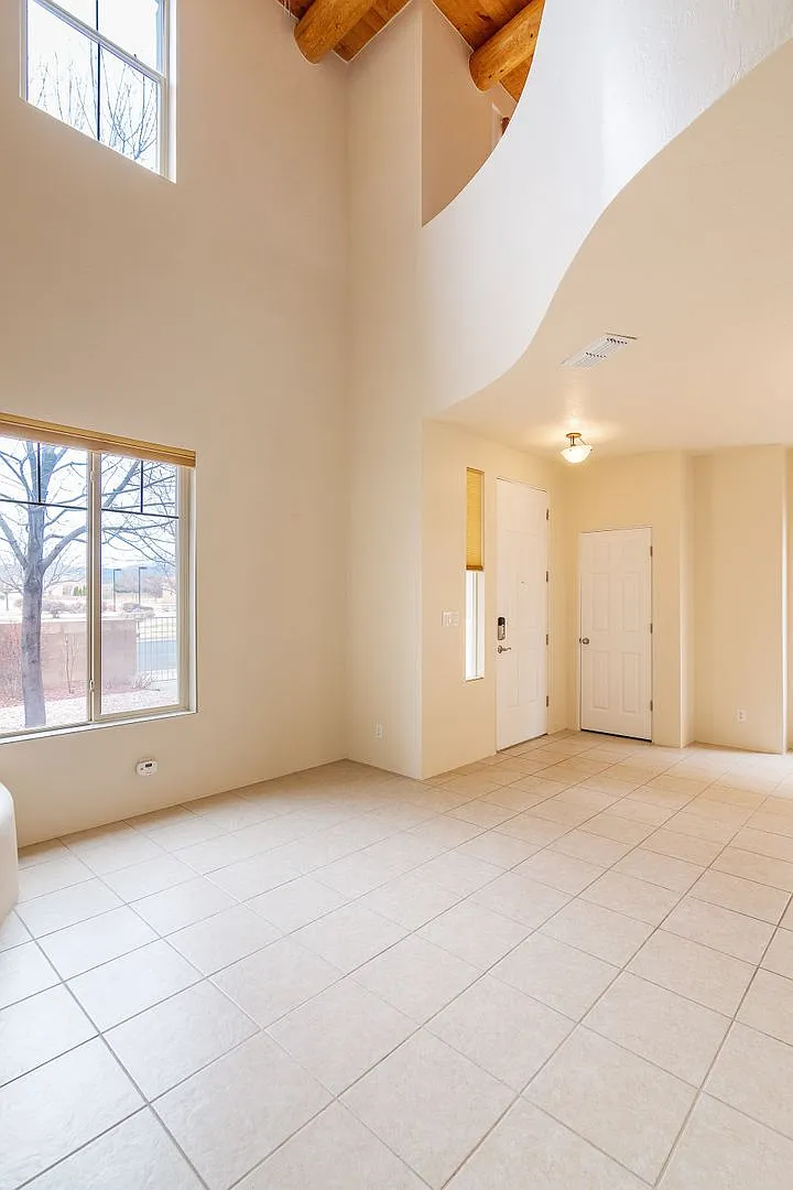 Gorgeously Appointed Townhouse in Desirable Rancho Viejo! — Photo 4