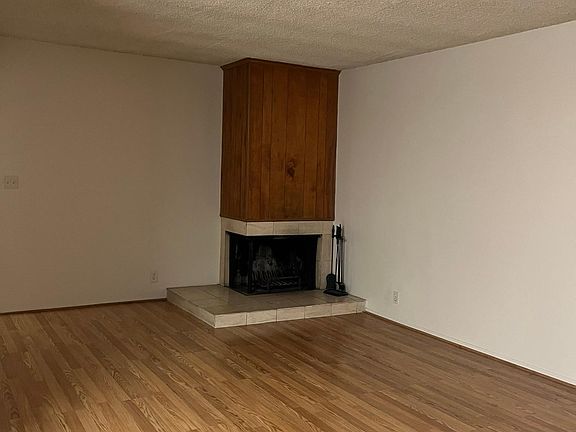 5th image of 1815 Meridian Ave APT 207