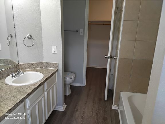 4th image of 2317 Roanoke Cir