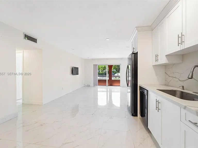 7920 Camino Real #109 — Photo 6