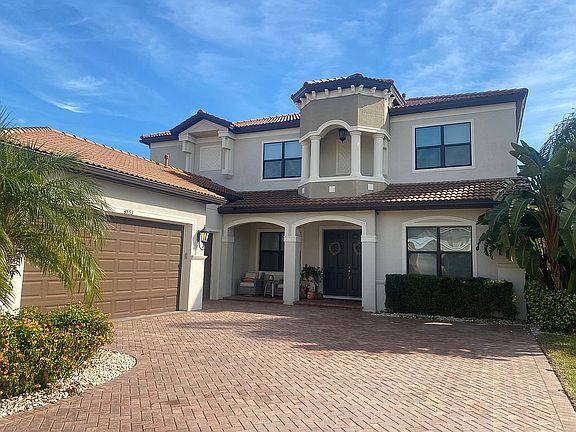 2nd image of 4553 Grand Preserve Pl
