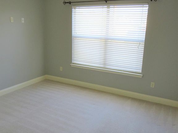 2nd image of 2577 Hartman Ct