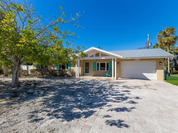 204 75th St, Holmes Beach, FL 34217