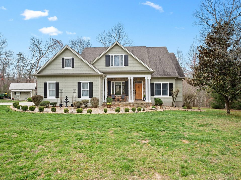 1st image of 446 Carrie Dr