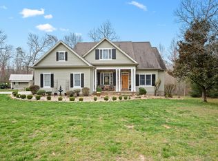 446 Carrie Dr, Crossville, TN 38572
