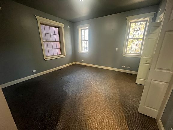 4th image of 4956 S Vincennes Ave APT 1E