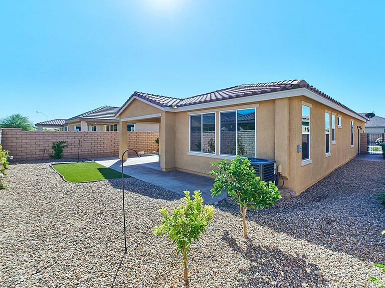 85494 Cortona Ct #85494 — Photo 16