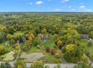 3700 Collins Rd, Oakland, MI 48363