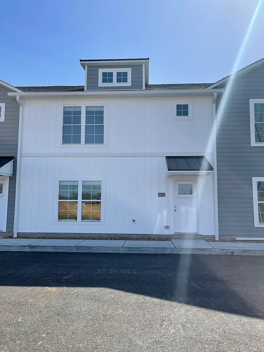 Building Photo - 1608 Ridgewest Dr #1608