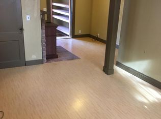 395 Taylor Ave, Talent, OR 97540